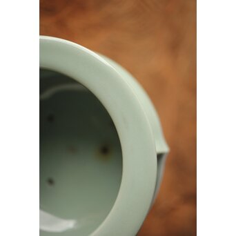 宮永東山 青磁 香炉袴腰香炉 純銀 雲透 火屋　P292 