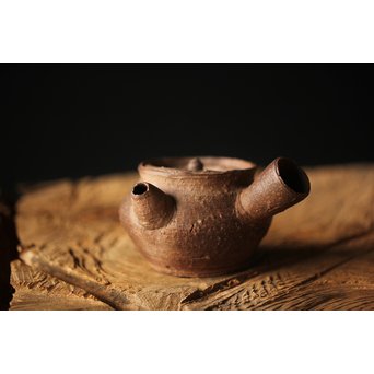 永楽善五郎 南蛮手急須　P293 