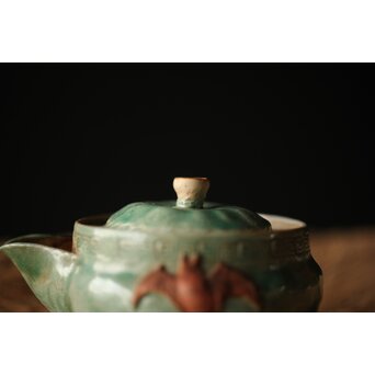 古萬古 緑釉蝙蝠耳急須　P300 