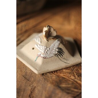 明治萬古 堀友直造 白泥花鶴細密色絵 五角形急須　P301 