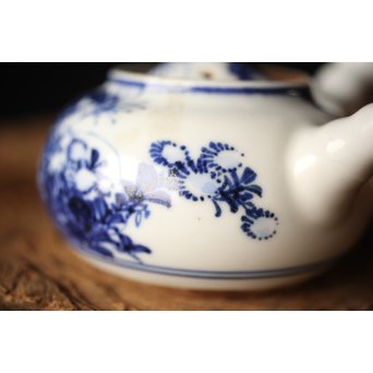 清水七兵衛 青華秋草染付急須　P303 