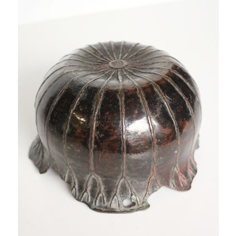 弘美作 佐渡銅器 斑柴銅 虫食手蓮葉文建水　M287 