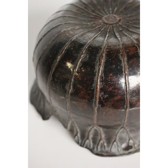 弘美作 佐渡銅器 斑柴銅 虫食手蓮葉文建水　M287 