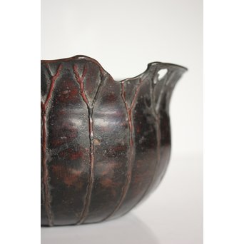 弘美作 佐渡銅器 斑柴銅 虫食手蓮葉文建水　M287 