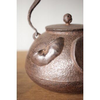 りんごの鉄瓶　M290 