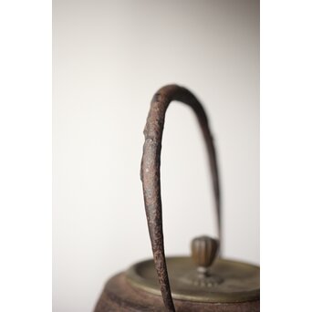 釜師系か 鐘形鉄瓶　M292 