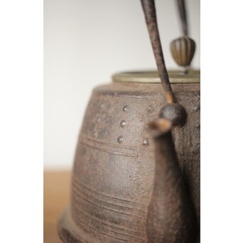 釜師系か 鐘形鉄瓶　M292 