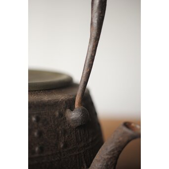 釜師系か 鐘形鉄瓶　M292 