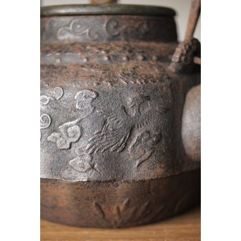 龍文堂 上田照房造 鳳凰図 小振鉄瓶　M293 