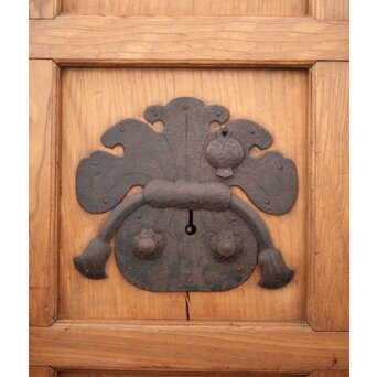 巾着金具の総欅格子蔵戸　W045Y 