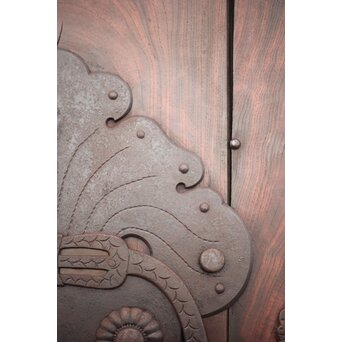 巾着金具の朱格子蔵戸　W046Y 