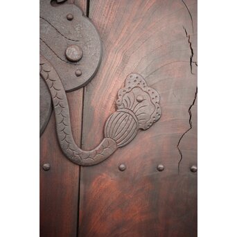 巾着金具の朱格子蔵戸　W046Y 