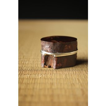 稲尾誠中斎 如意庵 梅古木香合 立花大亀書付 大徳寺 共布 共箱　Q284 