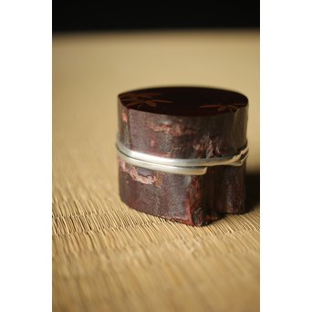 稲尾誠中斎 如意庵 梅古木香合 立花大亀書付 大徳寺 共布 共箱　Q284 