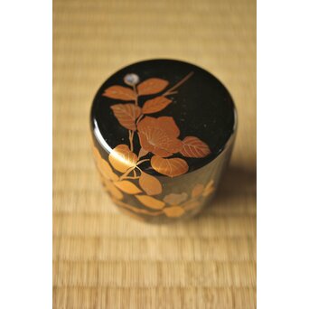 加賀蒔絵師 坂下雄峰 山茶花蒔絵 大棗 共箱　Q288 