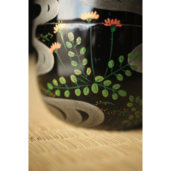 吉田一峰 鵬雲斎好 流水春草蒔絵 大棗 共箱　Q289 