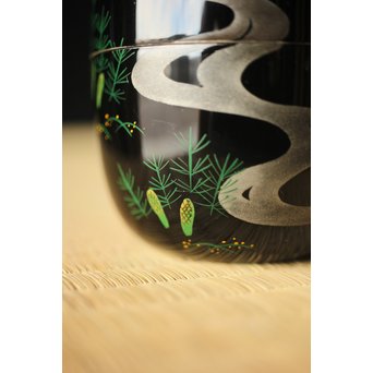 吉田一峰 鵬雲斎好 流水春草蒔絵 大棗 共箱　Q289 