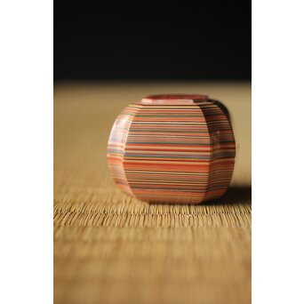 正春作 堆漆香合　Q291 