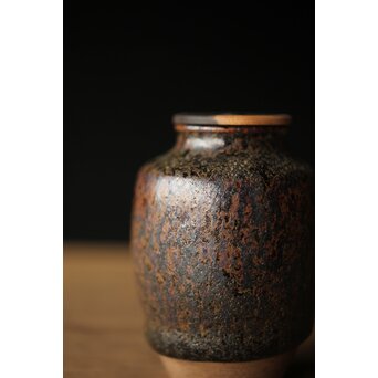 瀬戸天目釉肩衝茶入　P312 