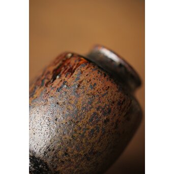 瀬戸天目釉肩衝茶入　P312 