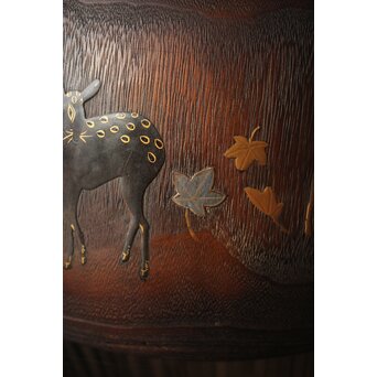 鹿と灯籠の蒔絵桐火鉢　Q292 