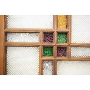 多色ガラス 中型細分プレスガラス戸 4枚1組　GD0093 丁寧な面取桟　細分化色ガラスも素敵です