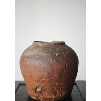 古信楽 石ハゼ種壺　P320 