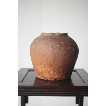 古信楽 石ハゼ種壺　P320 