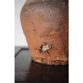 古信楽 石ハゼ種壺　P320 