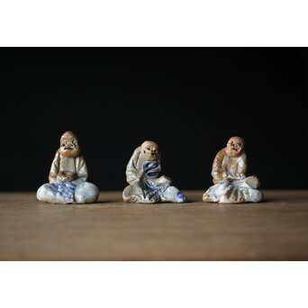 青木木米造か 十六羅漢造 置物 三体　P321