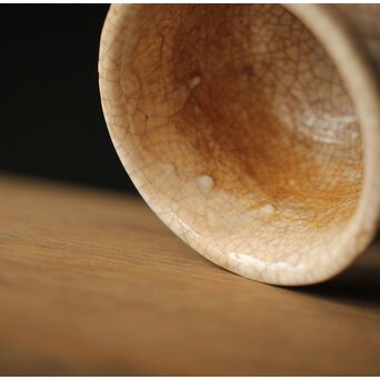 楽山焼 細密蟹彫湯呑　P323 