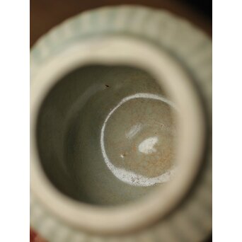 黒田陶々庵識 影青 小壺 草花文茶入　P329 