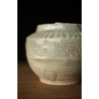 黒田陶々庵識 影青 小壺 草花文茶入　P329 