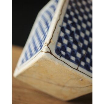 染付市松 青花小花瓶 茶入　P330 