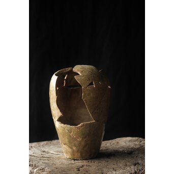 古瀬戸 灰釉劃花文瓶子　P331 