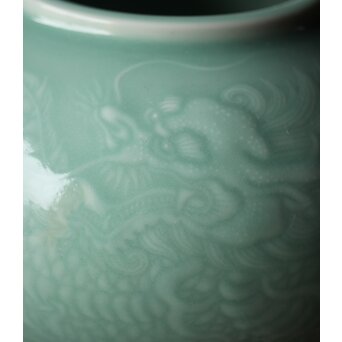 二代 宮川香山/真葛香山 清朝磁器 青磁雲龍文壷写し 龍文浮彫青磁花瓶　P333 