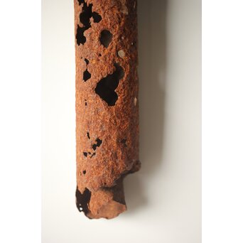 鉄管の花生け　M311 