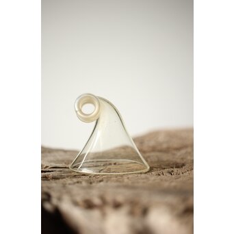 つる朝顔形 江戸ガラス べく盃　Y037 