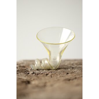 つる朝顔形 江戸ガラス べく盃　Y037 