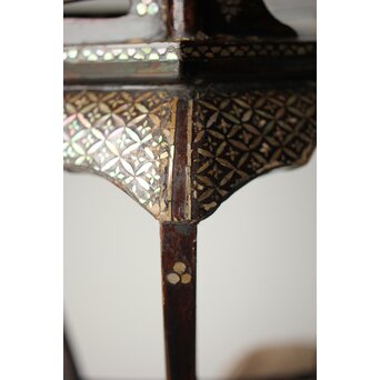 唐物 鷺足三脚卓 螺鈿卓 月光如水水如天　Q300 