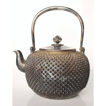 秦銀器 雪鳴 七宝繋摘 純銀霰湯沸/銀瓶　M312 