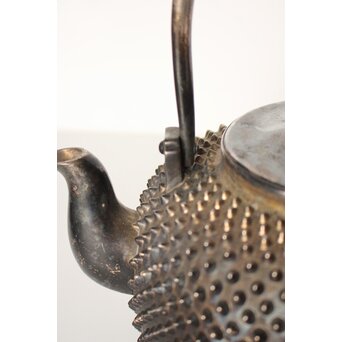 秦銀器 雪鳴 七宝繋摘 純銀霰湯沸/銀瓶　M312 