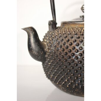 秦銀器 雪鳴 七宝繋摘 純銀霰湯沸/銀瓶　M312 