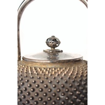 秦銀器 雪鳴 七宝繋摘 純銀霰湯沸/銀瓶　M312 