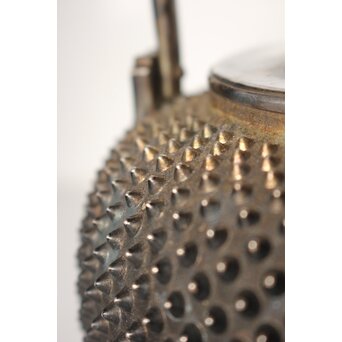 秦銀器 雪鳴 七宝繋摘 純銀霰湯沸/銀瓶　M312 