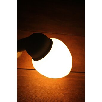 無骨なブラケット照明　A020 