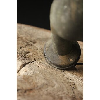 無骨なブラケット照明　A020 