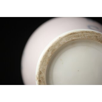 象嵌藤模様花瓶　P335 