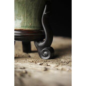 中国陶磁 龍泉窯 七官青磁 紫檀意台 瓶/花瓶　P339 