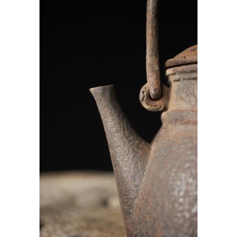 有阪造 砲口鉄環鉄蓋 時代鉄瓶　M315 